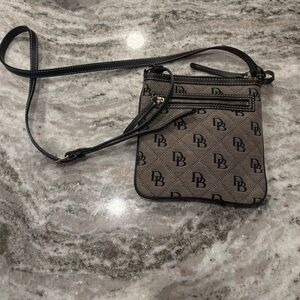 Dooney & Bourke Crossbody Bag. Excellent condition.